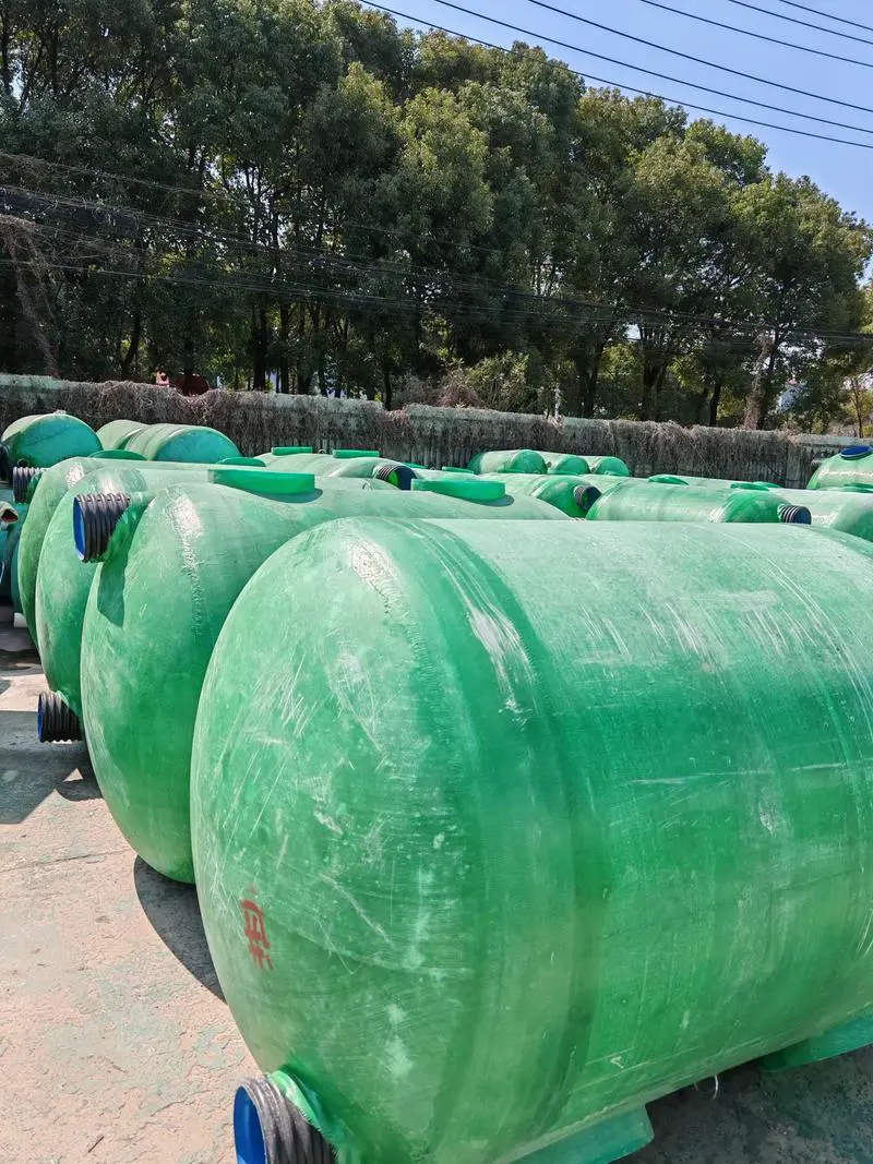 玻璃钢化粪池:新型环保排污建材,高效耐用适配多场景